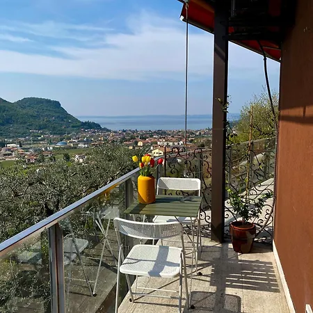 Panoramic Garda * コステロマーノ