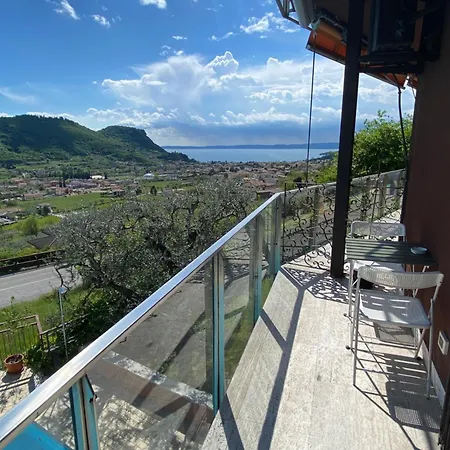 Panoramic Garda Costermano